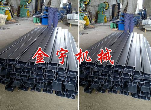 倉儲(chǔ)貨架設(shè)備